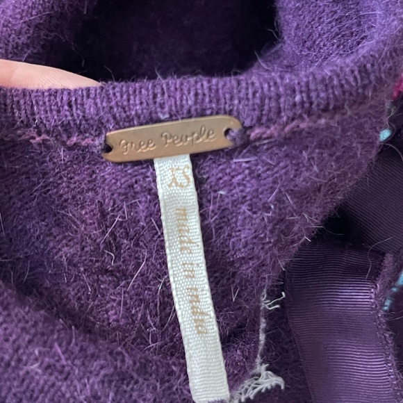 Free people wool angora embroidered purple cardigan - Picture 5 of 7